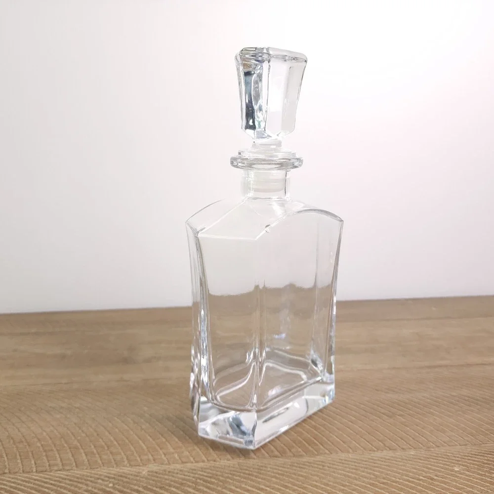 Godinger Crystal Whiskey‎ Decanter W/ Stopper Heavy Classic 25 oz